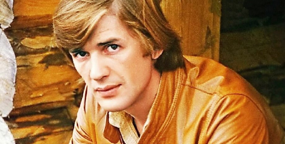 Олександр Абдулов