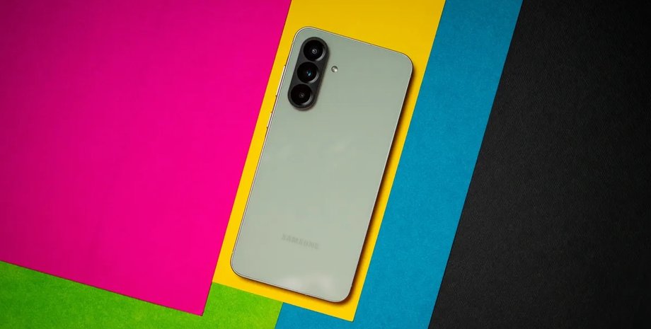 смартфон Samsung Galaxy A56