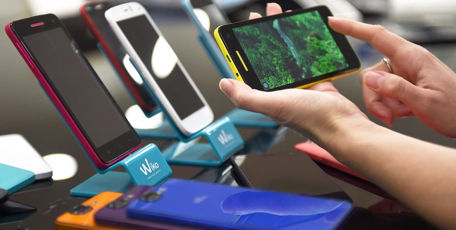 смартфоны, магазин электроники