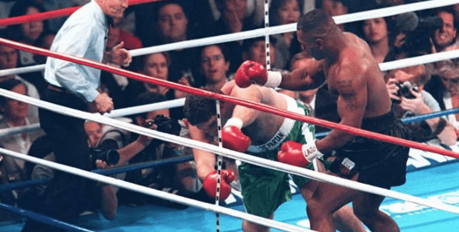 поєдинок Майка Тайсона, поєдинок 1995 року, смартфон, мандрівник у часі