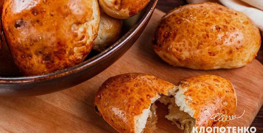 рецепт пирожков с капустой, рецепты от евгена хлопотенка, рецепты хлопотенка, как приготовить пирожки в духовке