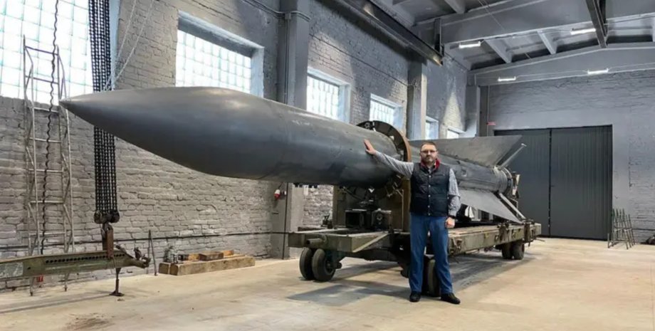 Украинские конструкторы создали ракету Orbit Launcher, которая стартовала с палашута с самолета