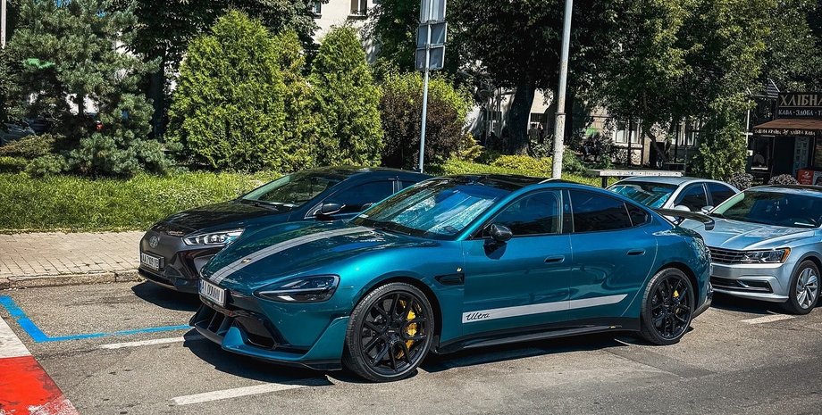 Новый Xiaomi SU7 Ultra