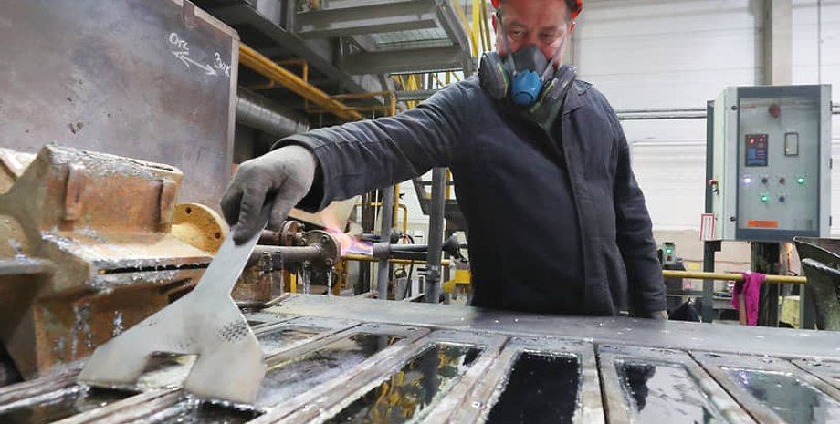 завод Фрегат, остановка, производство, свинец, экспорт, лицензия, Минпромторг