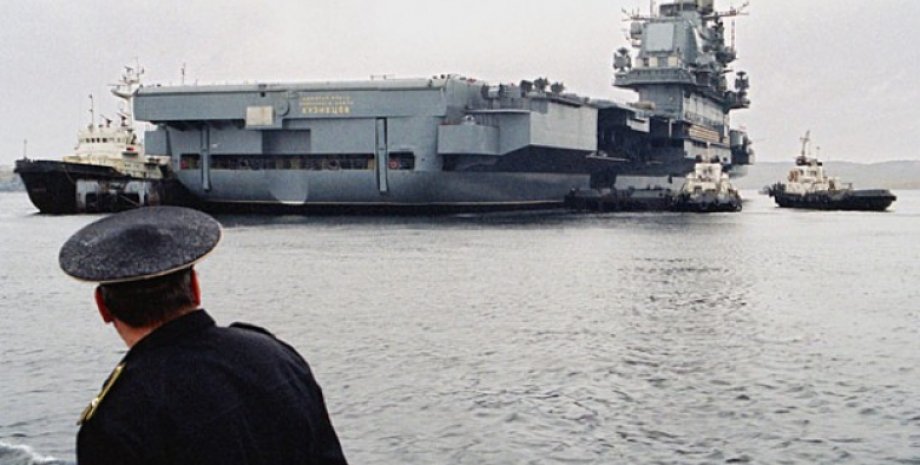Авианосец "Адмирал Флота Советского Союза Кузнецов" / Фото: flashnord.com