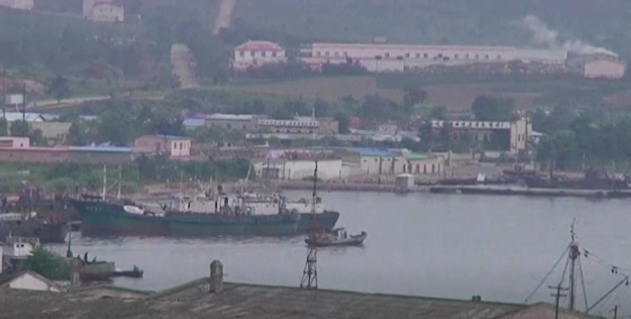 Порт в КНДР, РФ Северная Корея, РФ снаряды КНДР, РФ оружие КНДР, РФ поставки снарядов