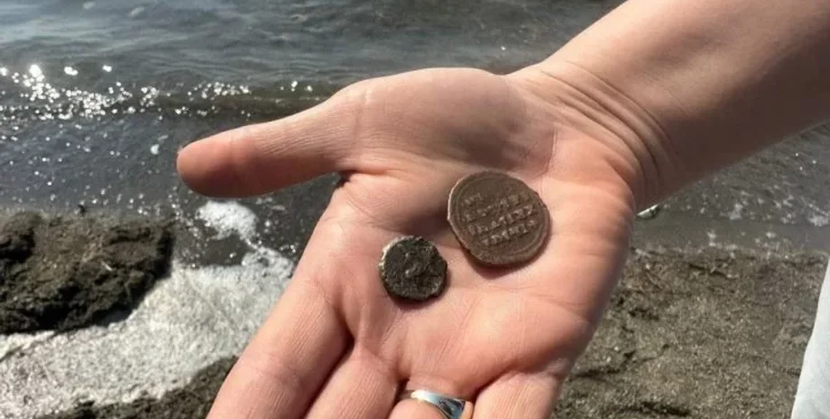 Изник, озеро Изник, исторические монеты, Бурса, ЮНЕСКО, античные артефакты, эллинистический период, Иисус Христос, археологический музей, Антигонос, Александр Македонский, римское владычество, османская цивилизация