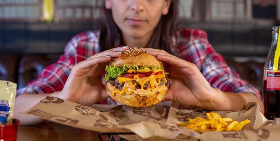 Рослинні альтернативи можуть повністю повторювати м’ясний смак бургер, вегани, вегетаріанці, м’ясні альтернативи,