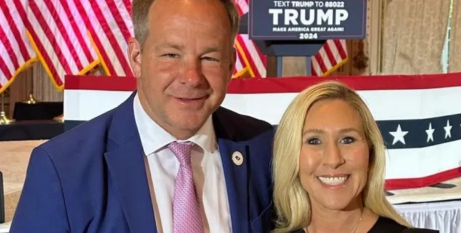 Журналіст Браян Гленн, Гленн суперечка в Білому домі, Гленн питання про костюм, Гленн питання до Зеленського, Гленн суперечка Білий дім