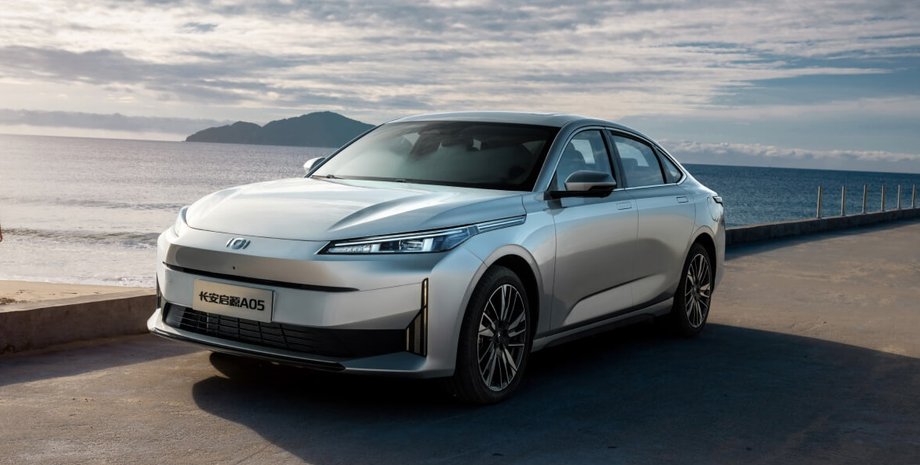 Новий Changan Qiyuan A05, Changan Qiyuan A05, седан Changan, Changan Qiyuan