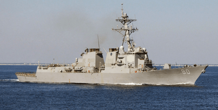 Эсминец "Рузвельт", заход в Черное море, ВМС США, пролив Босфор, эскалация у границ Украины