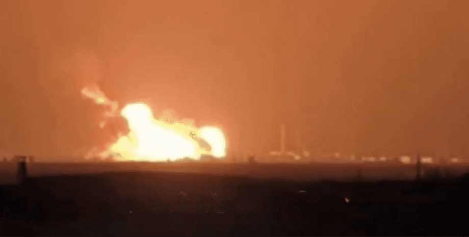 Пожежа на терміналі з перевалки зрідженого газу тривала три доби