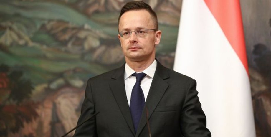 Петер Сійарто