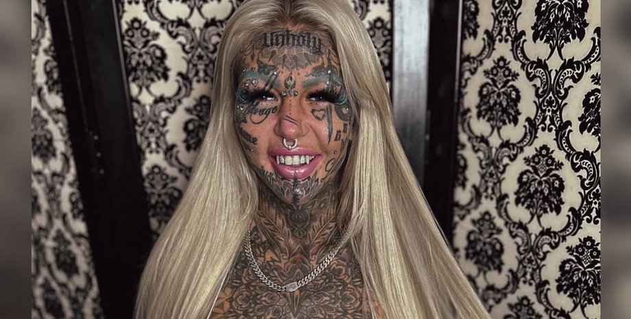 Самая татуированная женщина Австралии