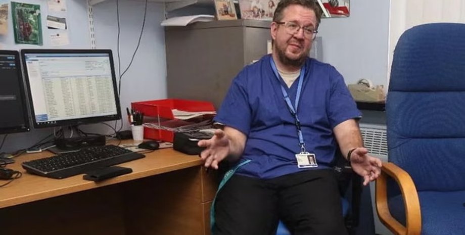 49-річний судинний хірург потрапив до списку астронавтів