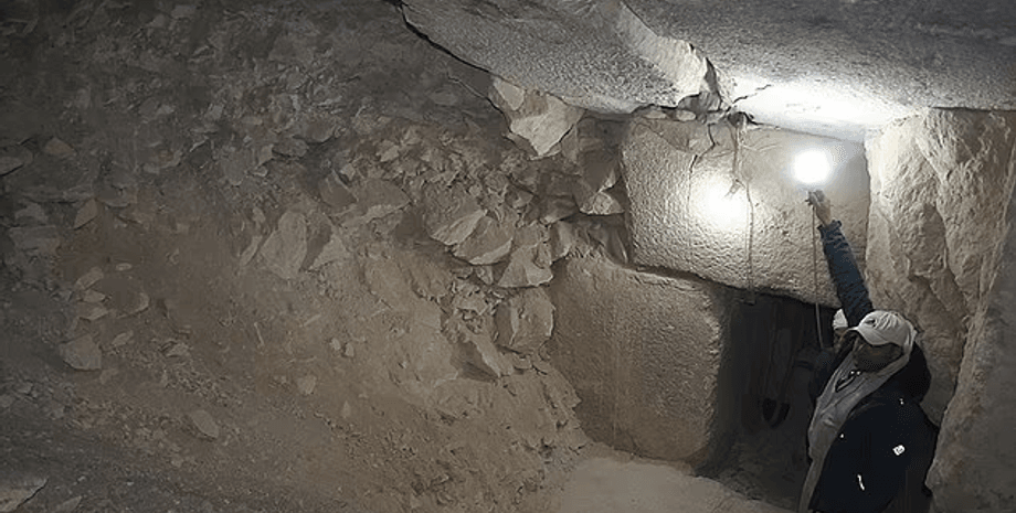 Сахура, пирамида, раскопки, реставрация, исследования, помещение, комната, кладовая, правление, фараон, проход, открытие, археологи, археология, ученые