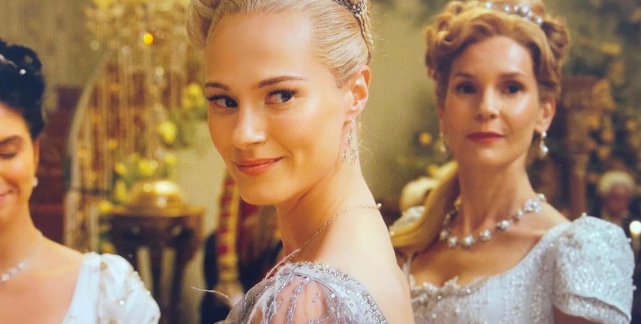 Джессика Мэдсен, Бриджертоны, роль, Месяц гордости