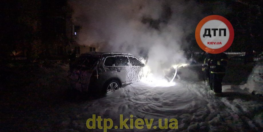 влад антонов, підпал, машина, dtp, фото, киев