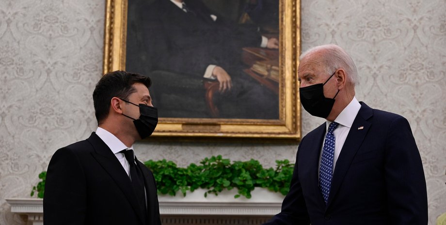 Байден поговорит с Зеленским перед конференцией с Путиным