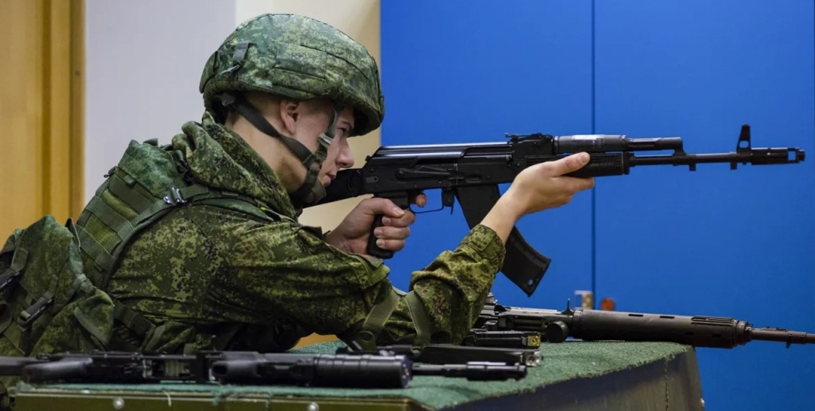 За даними британського відомства, інциденти з дружнім вогнем у російській армії ...