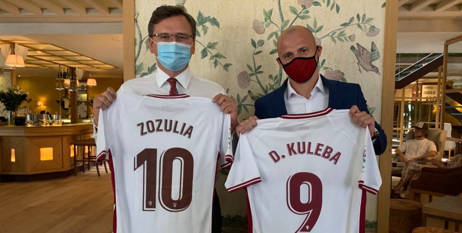 Фото: twitter.com/DmytroKuleba