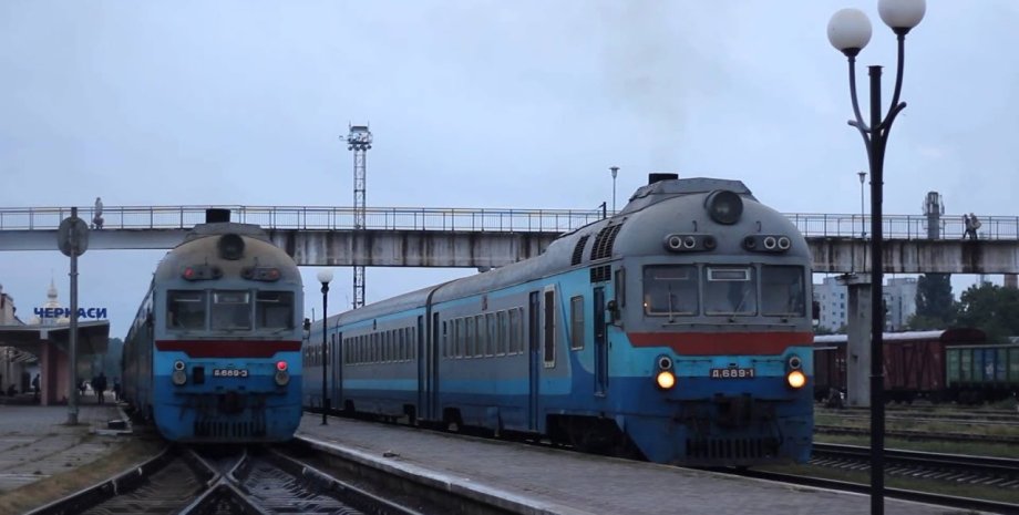 Дизель-поезд Черкассы
