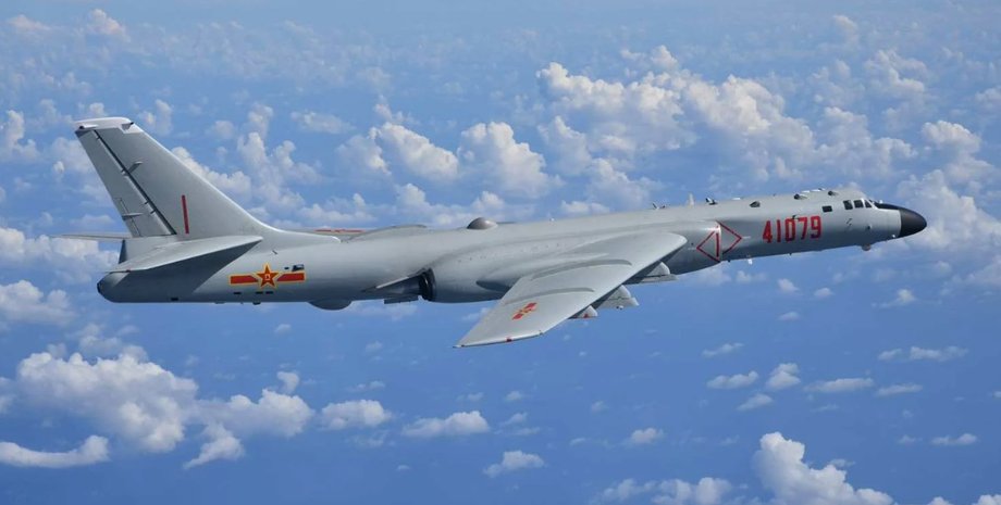 Китайский бомбардировщик Xian H-6