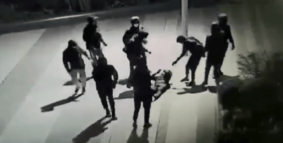 избиение, париж, франция, подросток, украинец