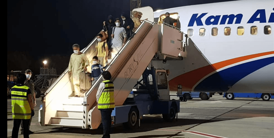 борисполь, встреча, самолет, афганистан, фото