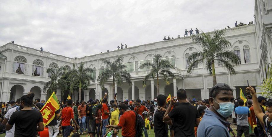 дворц Раджапаксы, протесты,