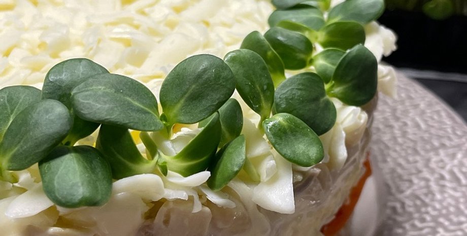 салат с курицей