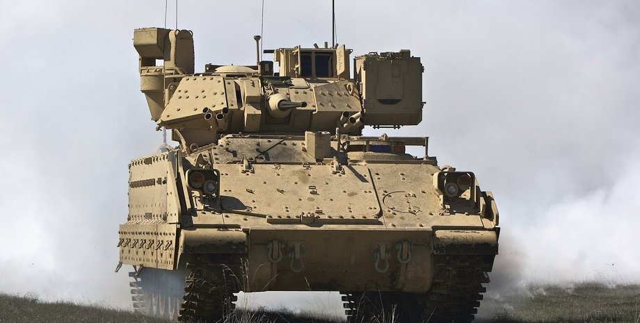 США разрешили продать Украине оружия на 322 млн долларов, в частности БМП Bradley