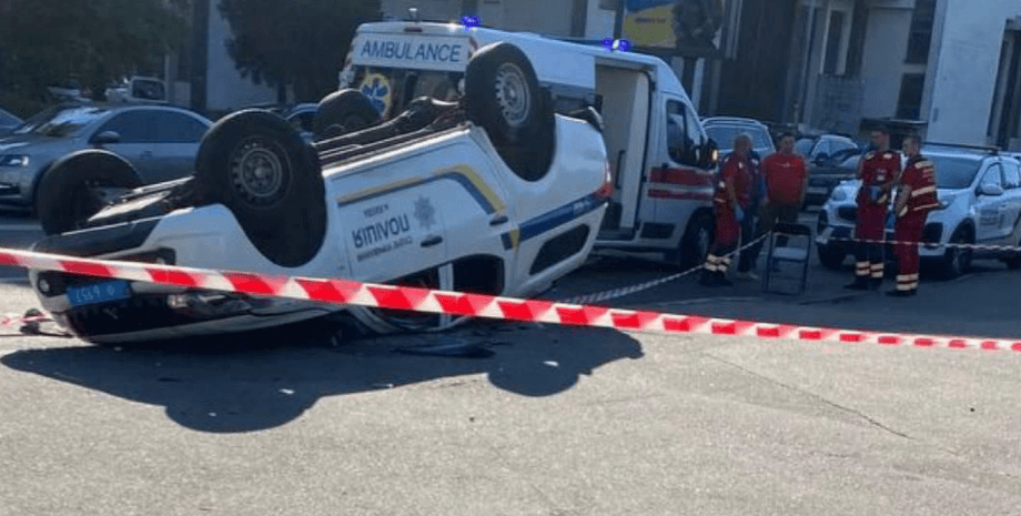 Поліціянти потрапили у смертельну ДТП у Києві