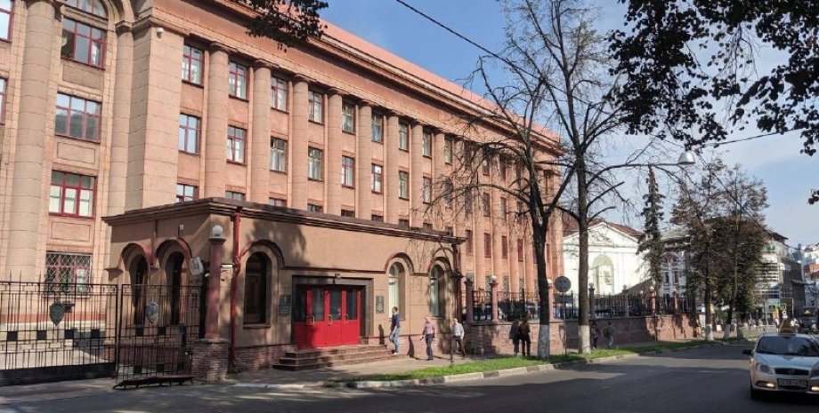 Здание управления ФСБ в Нижнем Новгороде, в здание ФСБ бросили "коктейль Молотова", попытка поджога здания ФСБ