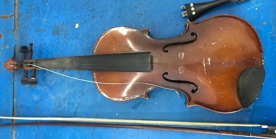Скрипка Stradivarius, Старинные монеты, Предметы старины, гражданин Болгарии, Пограничники, Граница