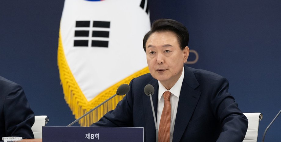 Експрезидент Південної Кореї зірвав допит