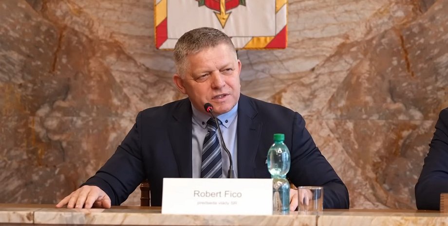 Роберт Фицо на встрече со студентами