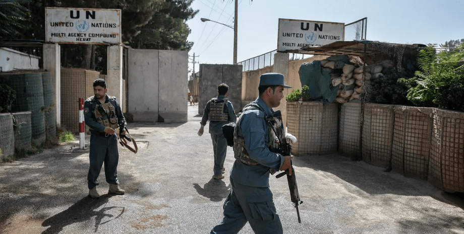 перехід Кабула під контроль афганістану