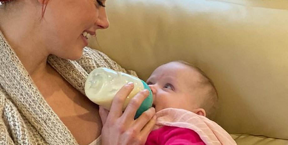 Эмбер херд с дочкой, эмбер херд аквамен, эмбер херд мэра, новая часть аквамена, дети эмбер херд