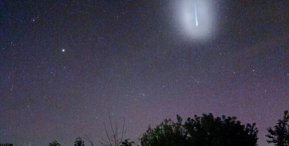 Небо, метеор, фото