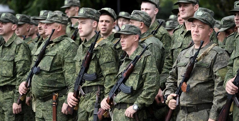 Мобилизованные россияне, мобилизация, мобилизованные избили контрактников, драка в Алабино, контрактники сбежали