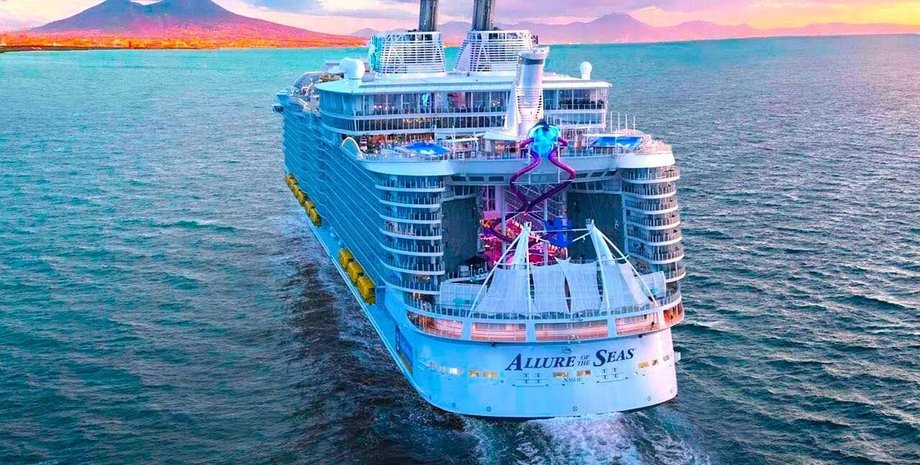 Сотрудник круизного лайнера раскрыл секретную информацию, о которой даже не подозревали пассажиры