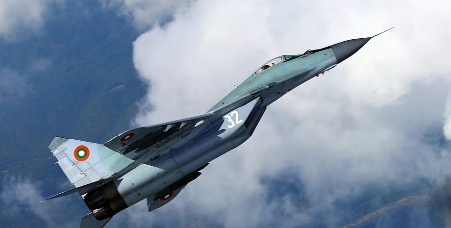 болгарский миг-29, миг-29 болгарии, миг-29 ввс болгарии