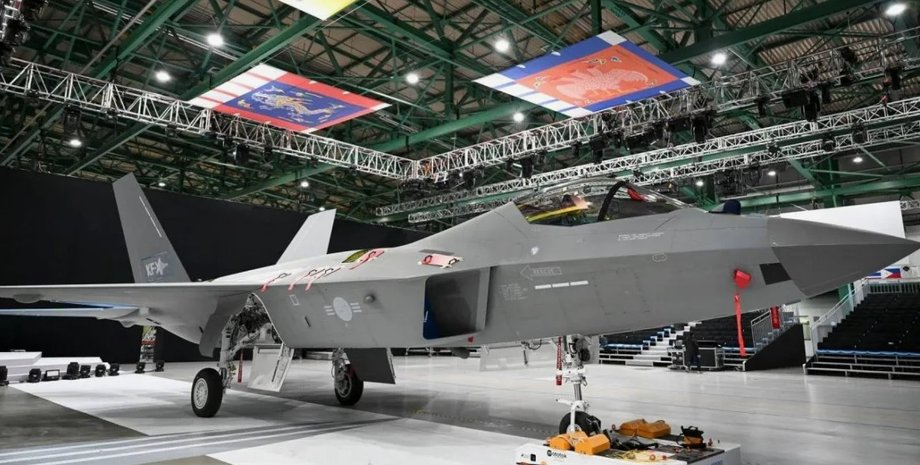 истребитель KF-21 Boramae