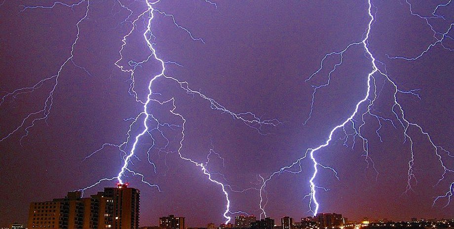 гроза, прогноз погоды, неблагоприятные погодные условия