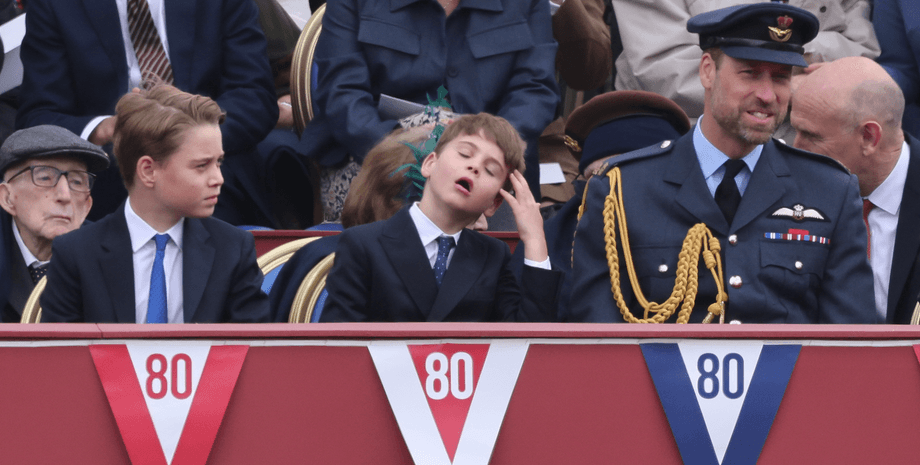 Принц Луи, королевская семья, принц джордж, принц уильям, кейт миддлтон, королевская семья британии, день победы