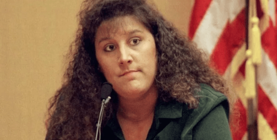 Официанта выиграла 10 млн долларов, победа в лотерее, проблемы после победы в лотерее, официантка стала миллионеркой