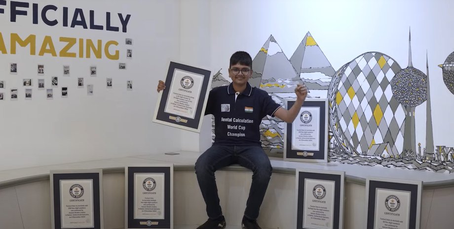 Аарян Шукла, рекордсмен