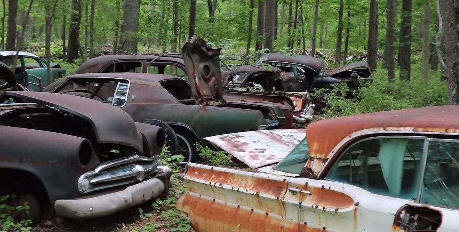 кладбище авто, ретро авто, старинные авто