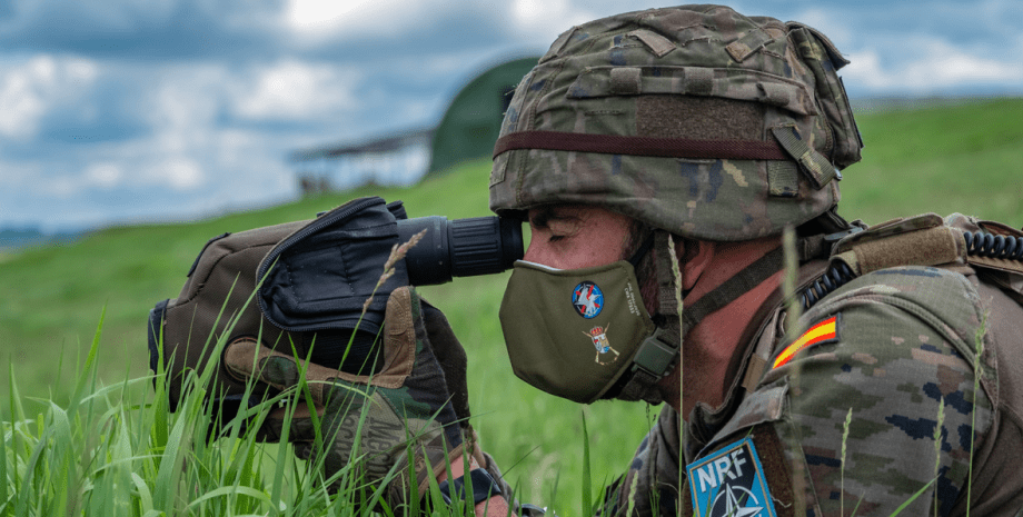 військовий нато, нато іспанія,